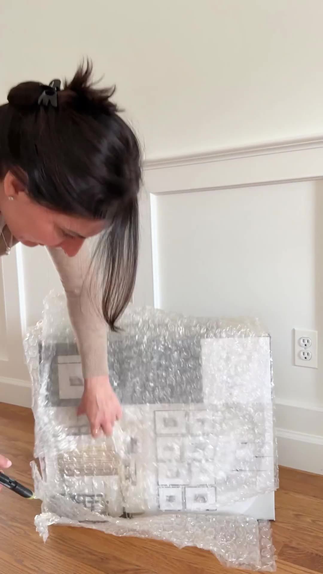 Amazon Bedroom Finds Everyone Is Buying  These best selling bedroom products help transform bedrooms into cleaner more functional spaces  These amazon bedroom finds are trending because they improve comfort and organization  See why people are saving these best selling bedroom products  #AmazonBedroomFinds #BedroomFinds #BedroomOrganization